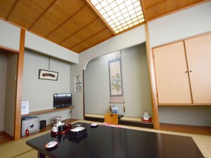 Minibar, coffres-forts dans les chambres, Wi-Fi gratuit