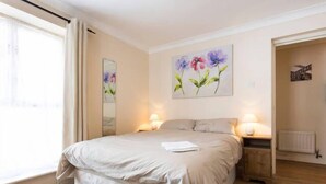 1 bedroom, iron/ironing board, WiFi (free) - Styl Short Stay Apartment (London)