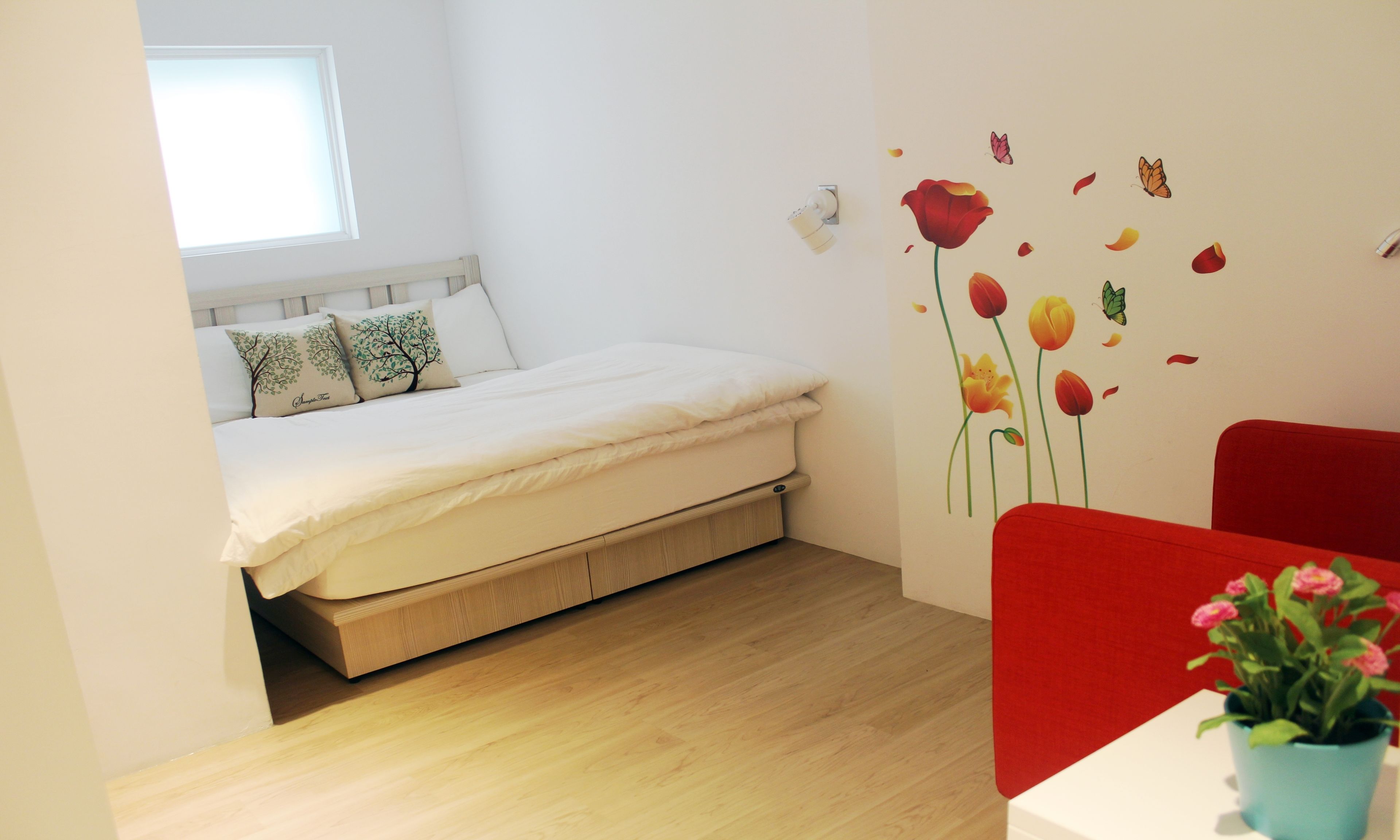 Standard Double Room, Shared Bathroom | Individually furnished, soundproofing, free WiFi, bed sheets