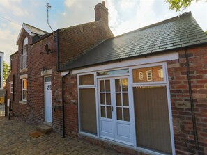 Luxury Apartment, Private Bathroom (Occupancy 4) | Exterior - Luxurious Serviced Apartments (Leeds)