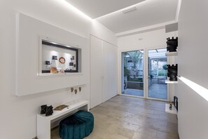 Àrea amb seients del vestíbul