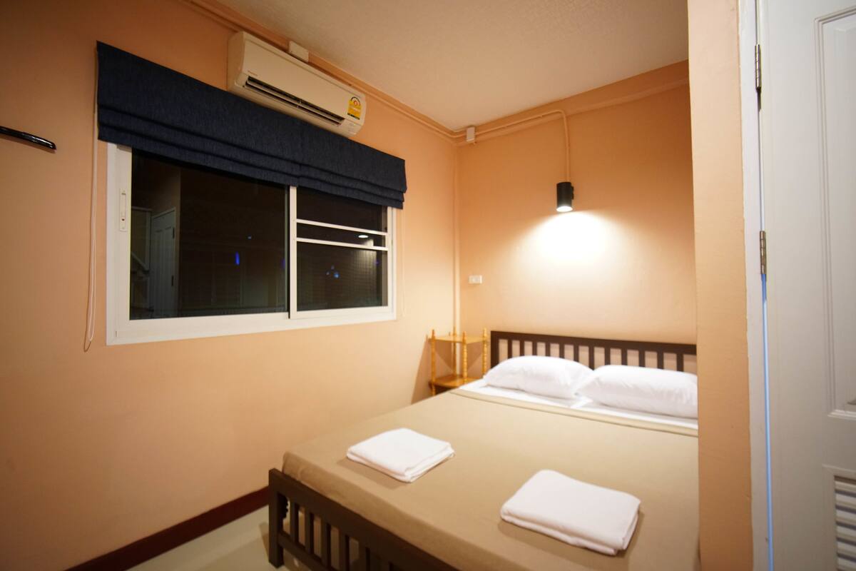 Double Room with Private Bathroom | Wi-fi (inkludert)