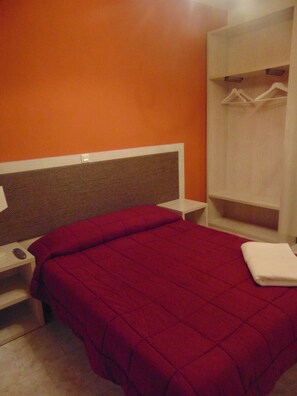 Double or Twin Room, Mountain View | Free cots/infant beds, rollaway beds, free WiFi