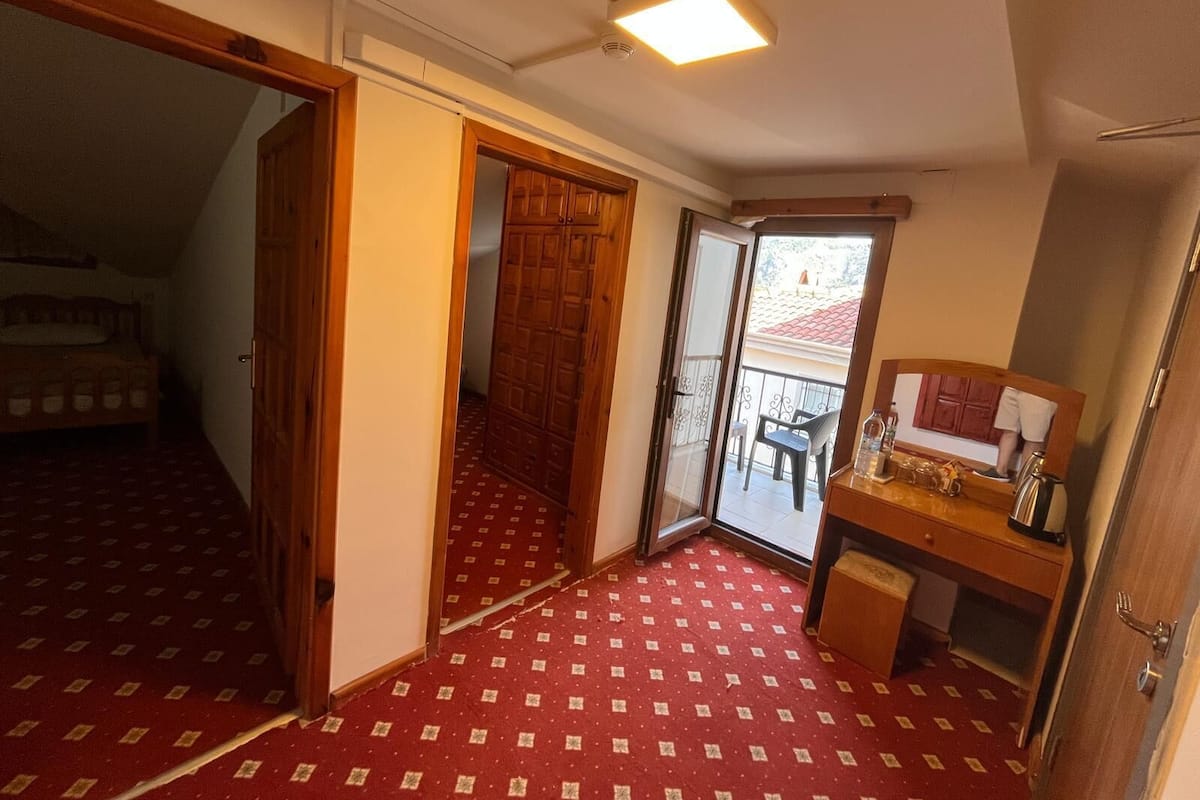 Economy Room, Balcony, Mountain View | Premium bedding, minibar, in-room safe, desk
