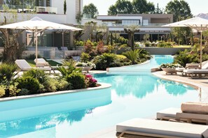 Indoor pool, outdoor pool, pool umbrellas, pool loungers - Sani Dunes (Kassandra)