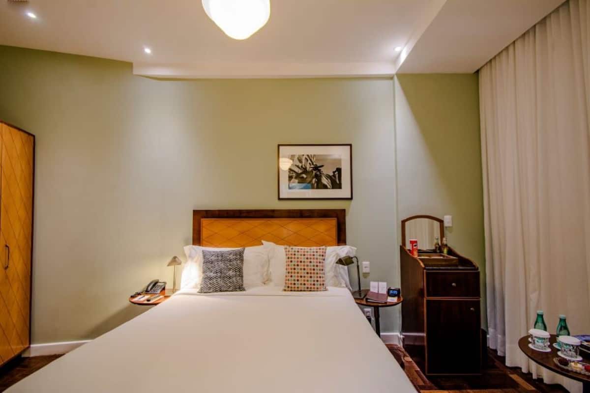 Standard Small Room | 1 bedroom, premium bedding, minibar, in-room safe
