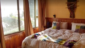 In-room safe, iron/ironing board (on request), WiFi (free) - Amable Hotel Don Lucas (Ancud)