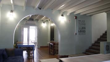 Pintu masuk interior