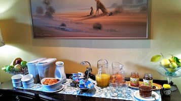 Tägliches großes Frühstück gegen Gebühr