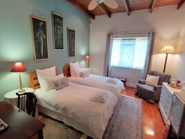 Standard Room, 1 Bedroom | Individually decorated, individually furnished, blackout drapes