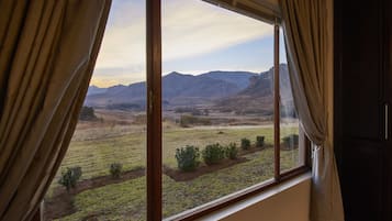 Exclusive Cottage, 3 Bedrooms, Mountain View | View from room