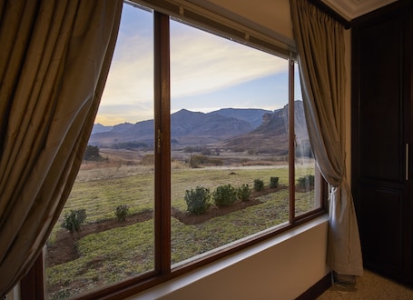 Exclusive Cottage, 3 Bedrooms, Mountain View | View from room