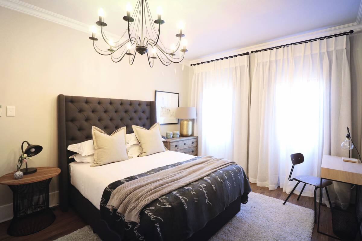 Deluxe Room | 1 bedroom, minibar, free WiFi