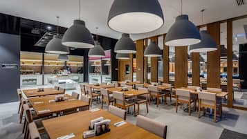 Desayuno buffet incluido