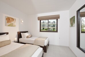 Minibar, in-room safe, laptop workspace, bed sheets