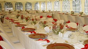 Outdoor banquet area - Matoppo Inn (Beaufort West)