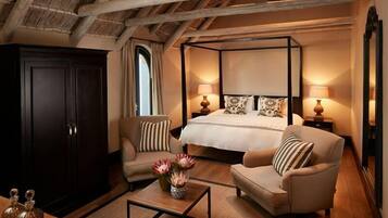 Suite Luxe, 1 trĂšs grand lit, patio, vue vignoble (River Manor)