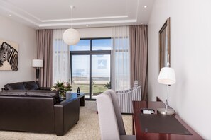 Luxury Room | Premium bedding, minibar, in-room safe, desk