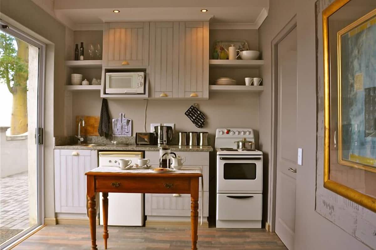 Family Apartment, 2 Bedrooms (Savignon Blanc) | Private kitchenette