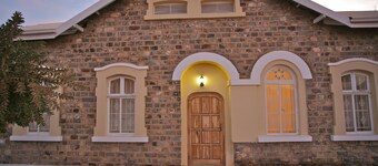 Schuetzenhaus Guesthouse