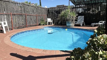 Utomhuspool