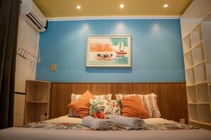 Minibar, in-room safe, desk, blackout curtains - Pousada Arquipelago (Florianópolis)