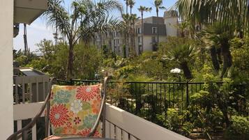 Apartamento, 1 quarto, de frente para o mar | Sacada