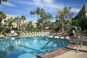 Appartement, 2 chambres, vue mer | Piscine extérieure