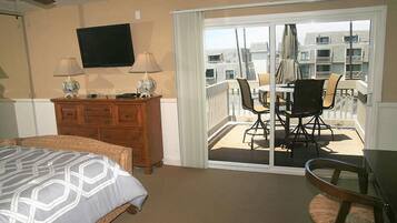 Apartment, 2 Bedrooms, Sea Facing | 2 bedrooms, iron/ironing board, free cribs/infant beds, free WiFi