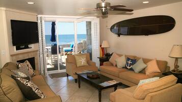 Apartment, 2 Bedrooms, Sea Facing | Living room | Flat-screen TV, fireplace, DVD player