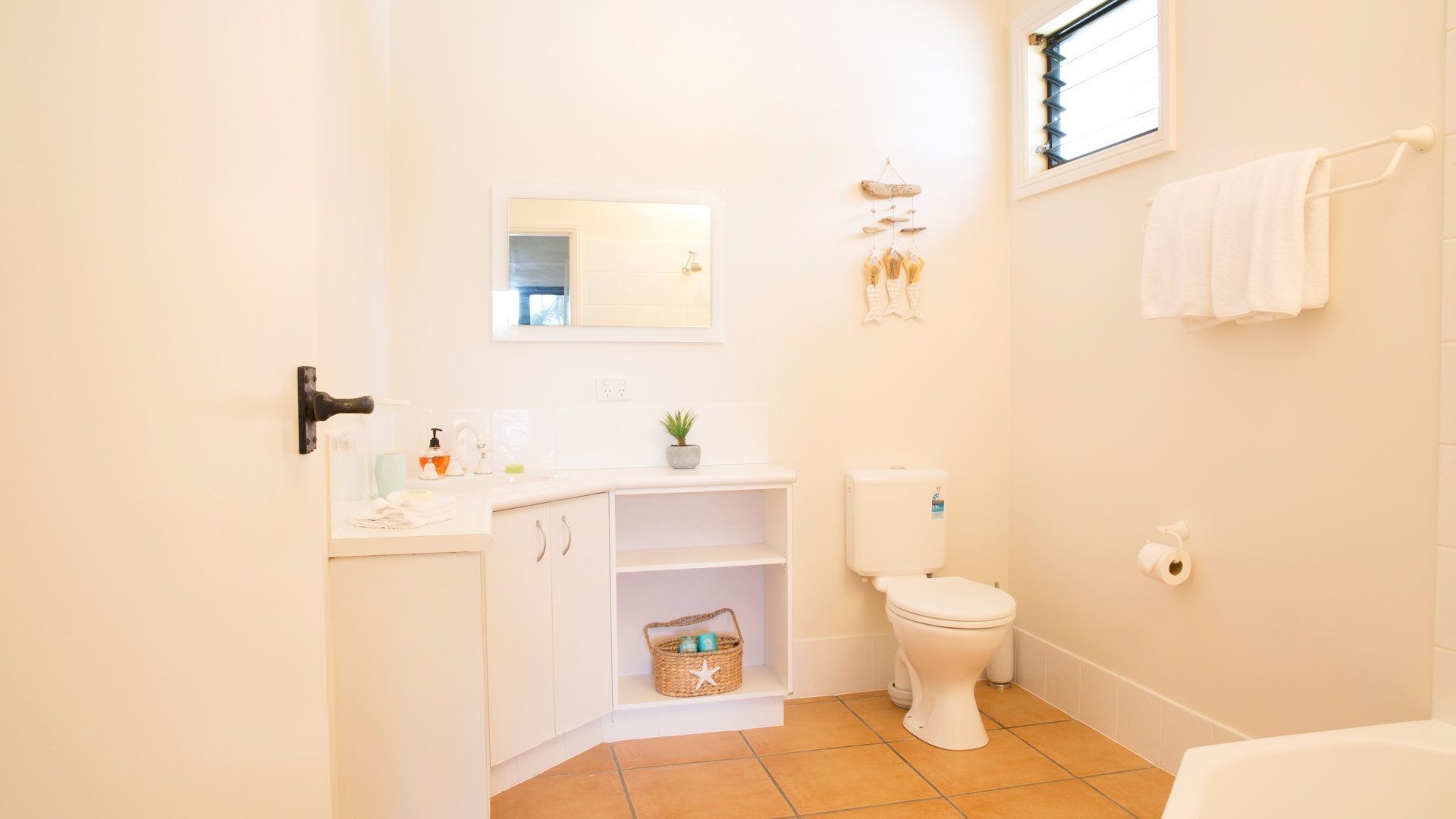 豪華獨棟房屋, 4 間臥室, 海濱 | 浴室 | 免費盥洗用品、吹風機、毛巾