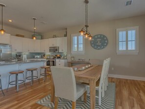 Hus - flera sängar - viss havsutsikt (Livin' the Dream) | Restauranger