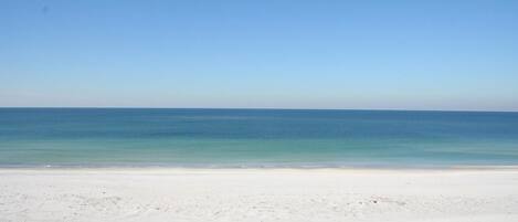 House, 3 Twin Beds, Partial Ocean View (Cape Cottage) | Beach