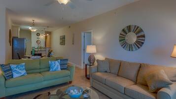 Apartment, 3 Bedrooms | Living area | DVD player