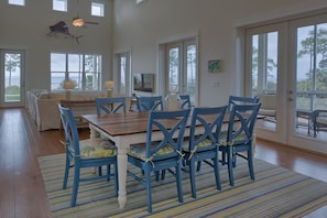 House, 3 Single Beds (Sunset Cottage) | In-room dining - Sunset Cottage (Port St. Joe)