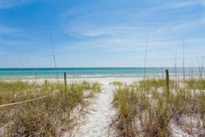 Beach nearby - 4 Better Vues (Port St. Joe)
