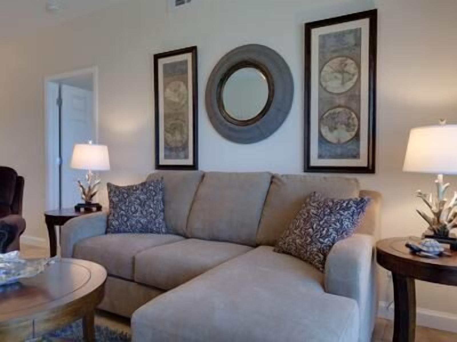 Apartment, 3 Bedrooms | Living area