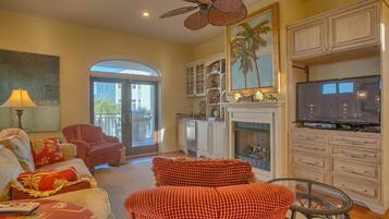 Appartement, 4 slaapkamers, uitzicht op zee | Woonruimte