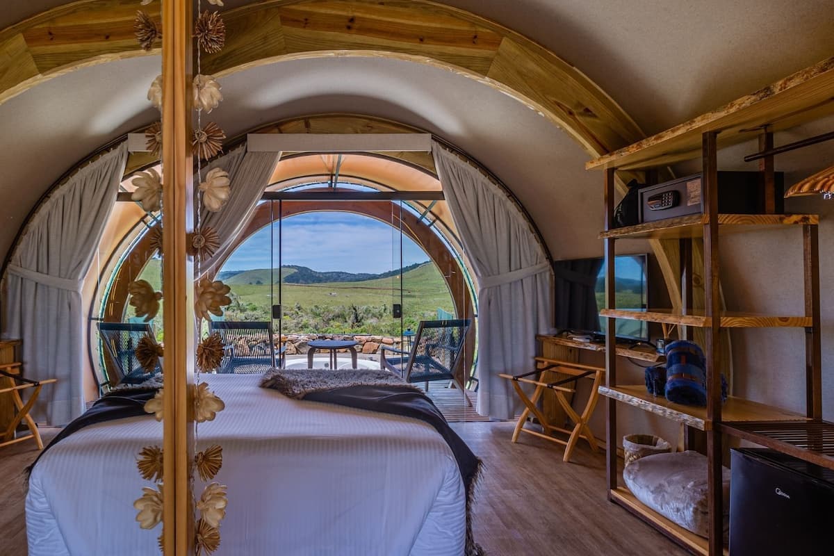 Superior Tent | 1 bedroom, free minibar, in-room safe, free WiFi