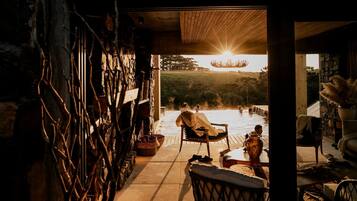 Kolam renang outdoor