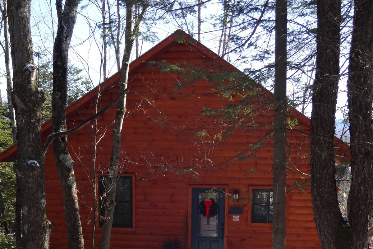Cabin 2 (Pet Free) - Sunrise Vista | 舒適加層、熨斗/熨衣板、隨行嬰兒床、免費無線上網
