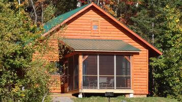 Cabin 1 (Pet Free) - Peak Perspective  | Terrasse/gårdhave