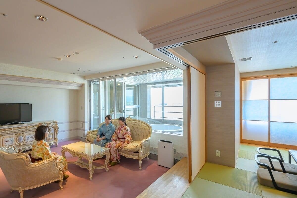 Deluxe-Zimmer, Nichtraucher | 1 Schlafzimmer, Zimmersafe, kostenloses WLAN, Bettwäsche