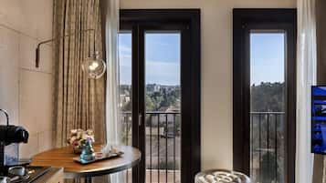 Orient City View Suite | Udsigt fra værelset