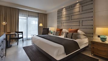 Minibar, in-room safe, blackout drapes, free WiFi