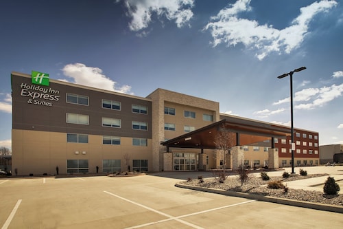 Holiday Inn Express & Suites Mount Vernon by IHG