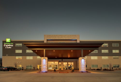 Holiday Inn Express & Suites Mount Vernon by IHG