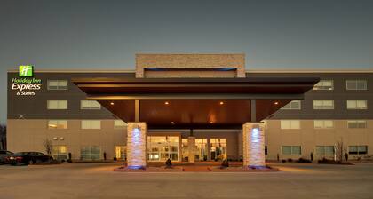Holiday Inn Express & Suites Mount Vernon by IHG