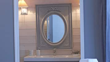 Double Room, Private Bathroom | Bathroom