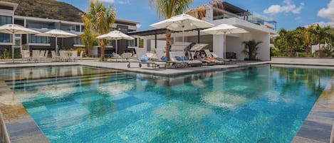 Indoor pool, outdoor pool